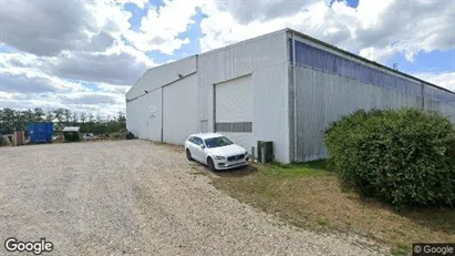 Lagerlokaler til salg i Kirke Hyllinge - Foto fra Google Street View