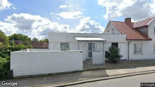 Boligudlejningsejendomme til salg i Harlev J - Foto fra Google Street View