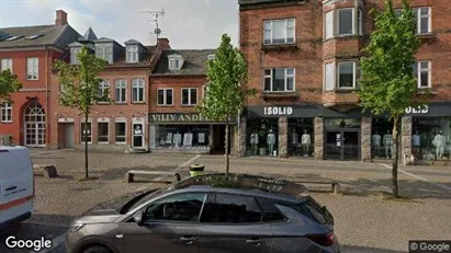 Boligudlejningsejendomme til salg i Holbæk - Foto fra Google Street View Boligudlejningsejendomme til salg i Holbæk - Foto fra Google Street View