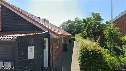 Boligudlejningsejendomme til salg i Hejnsvig - Foto fra Google Street View