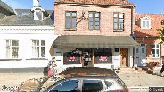 Boligudlejningsejendomme til salg i Middelfart - Foto fra Google Street View