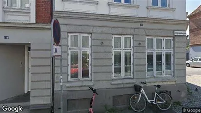 Boligudlejningsejendomme til salg i Århus C - Foto fra Google Street View