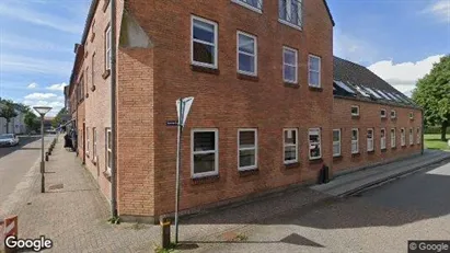 Boligudlejningsejendomme til salg i Vamdrup - Foto fra Google Street View