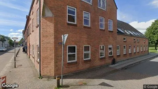 Boligudlejningsejendomme til salg i Vamdrup - Foto fra Google Street View