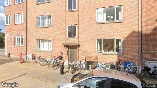 Boligudlejningsejendomme til salg i Århus N - Foto fra Google Street View