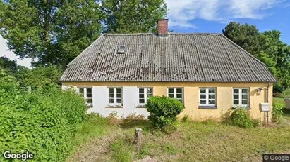 Boligudlejningsejendomme til salg i Brenderup Fyn - Foto fra Google Street View