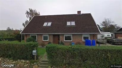 Boligudlejningsejendomme til salg i Juelsminde - Foto fra Google Street View