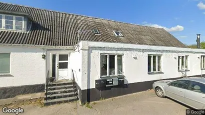 Boligudlejningsejendomme til salg i Dalmose - Foto fra Google Street View Boligudlejningsejendomme til salg i Dalmose - Foto fra Google Street View