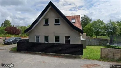 Boligudlejningsejendomme til salg i Høng - Foto fra Google Street View Boligudlejningsejendomme til salg i Høng - Foto fra Google Street View