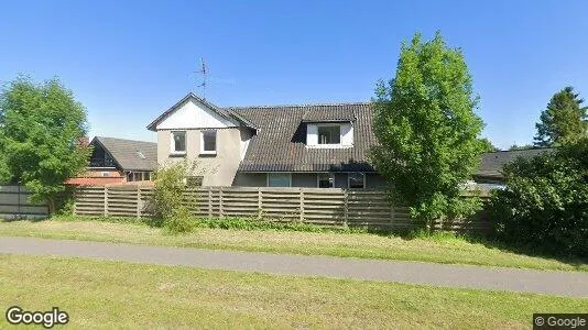 Boligudlejningsejendomme til salg i Solrød Strand - Foto fra Google Street View