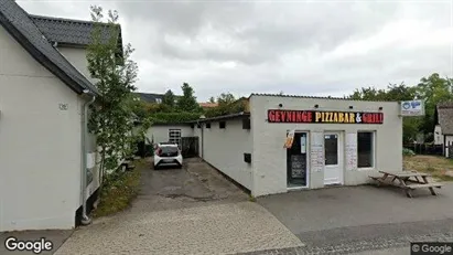 Boligudlejningsejendomme til salg i Roskilde - Foto fra Google Street View Boligudlejningsejendomme til salg i Roskilde - Foto fra Google Street View