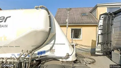 Boligudlejningsejendomme til salg i Engesvang - Foto fra Google Street View Boligudlejningsejendomme til salg i Engesvang - Foto fra Google Street View