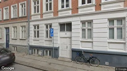 Boligudlejningsejendomme til salg i Aalborg Centrum - Foto fra Google Street View