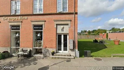 Boligudlejningsejendomme til salg i Brædstrup - Foto fra Google Street View