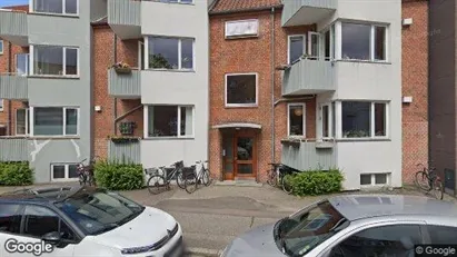 Boligudlejningsejendomme til salg i Århus N - Foto fra Google Street View