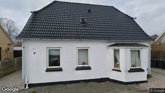 Boligudlejningsejendomme til salg i Regstrup - Foto fra Google Street View