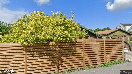 Erhvervslejemål til salg i Frederiksværk - Foto fra Google Street View