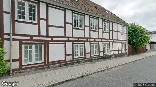 Boligudlejningsejendomme til salg i Gentofte - Foto fra Google Street View