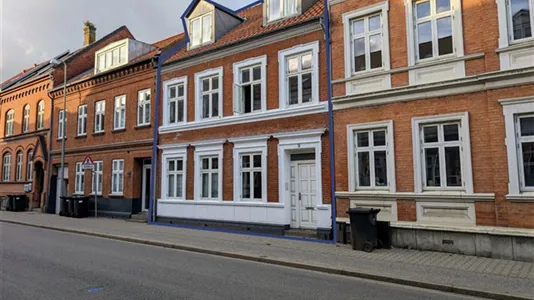 Boligudlejningsejendomme til salg i Fredericia - billede 2