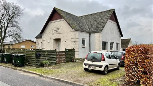 Boligudlejningsejendomme til salg i Løsning - billede 5