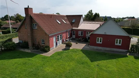 Boligudlejningsejendomme til salg i Fredericia - billede 1